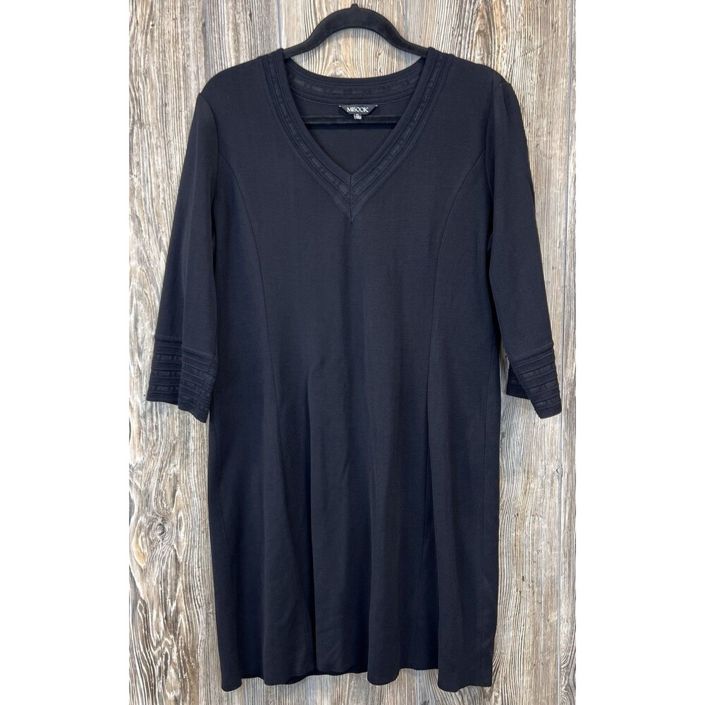 Misook Women Black Knit Dress PL Knee Length Minimalist Officecore Casual‎ Chic